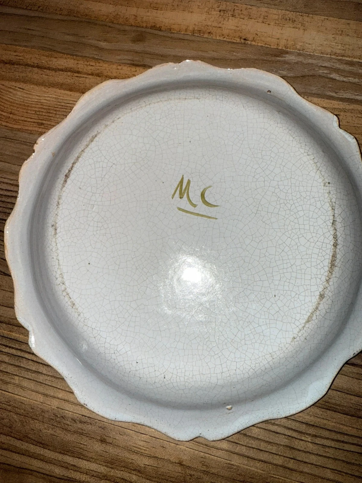 assiette ancienne faïence décor buveur – fait main – très belle pièce – photo 5
